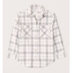 Abercrombie & Fitch women’s oversized flannel
